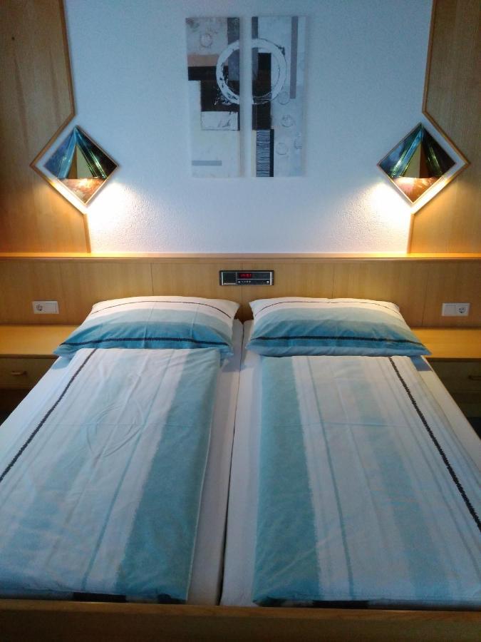 Bed and Breakfast Haus Edelweiss Єрценс Екстер'єр фото